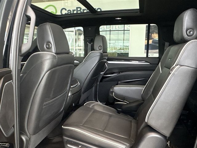 Used 2025 Cadillac Escalade ESV Sport w/ Touring Package AWD/4WD image 26