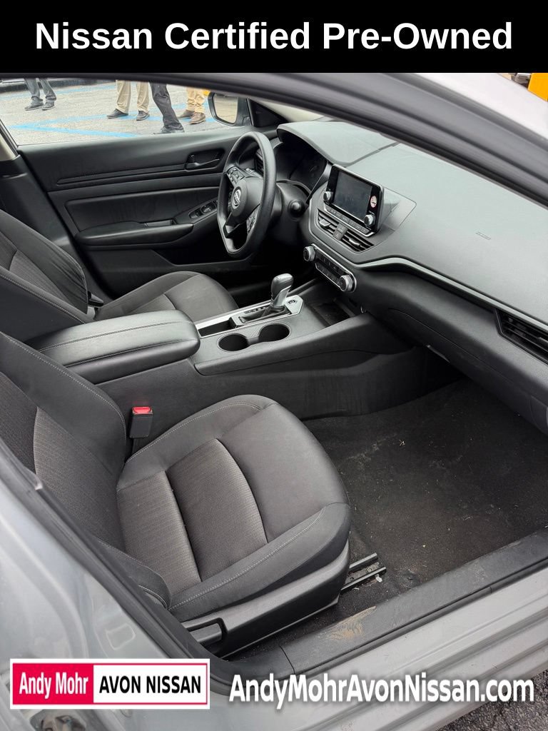 Used 2024 Nissan Altima 2.5 S FWD image 9