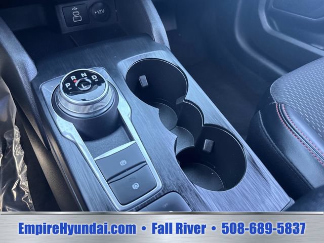 Used 2025 Ford Escape ST-Line Select AWD/4WD image 25