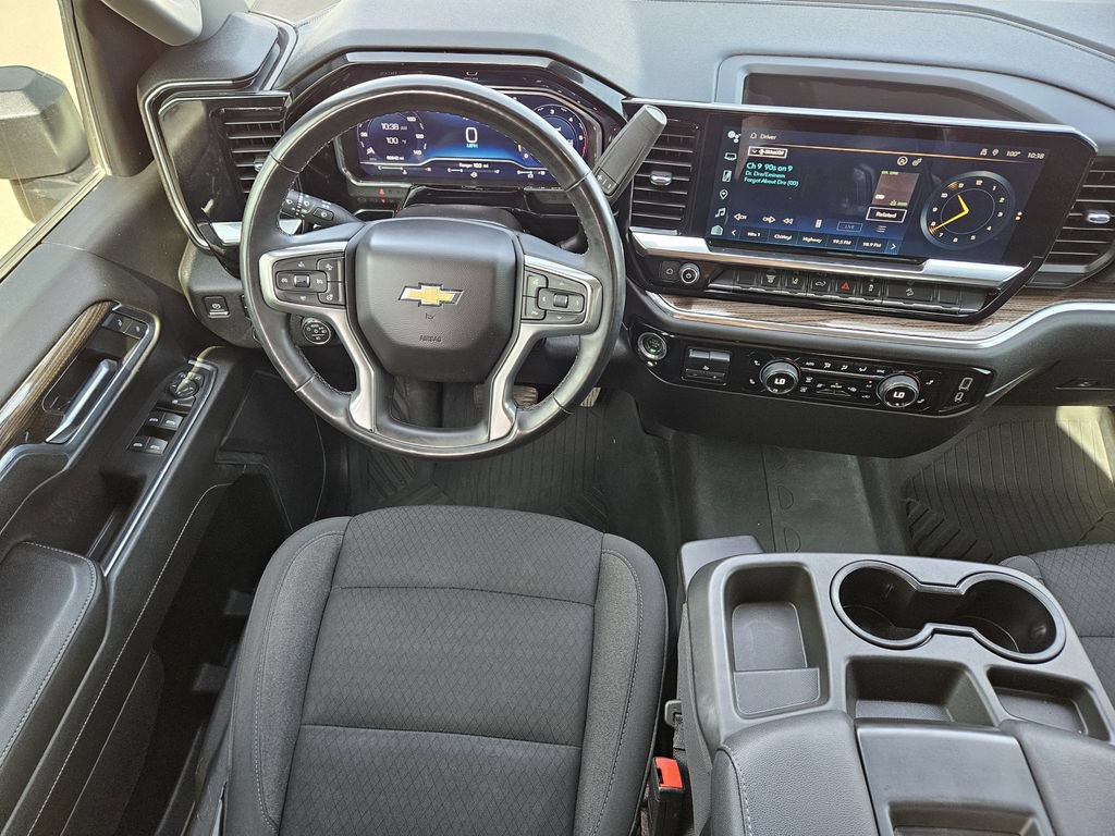 Used 2024 Chevrolet Silverado 2500 LT AWD/4WD image 28