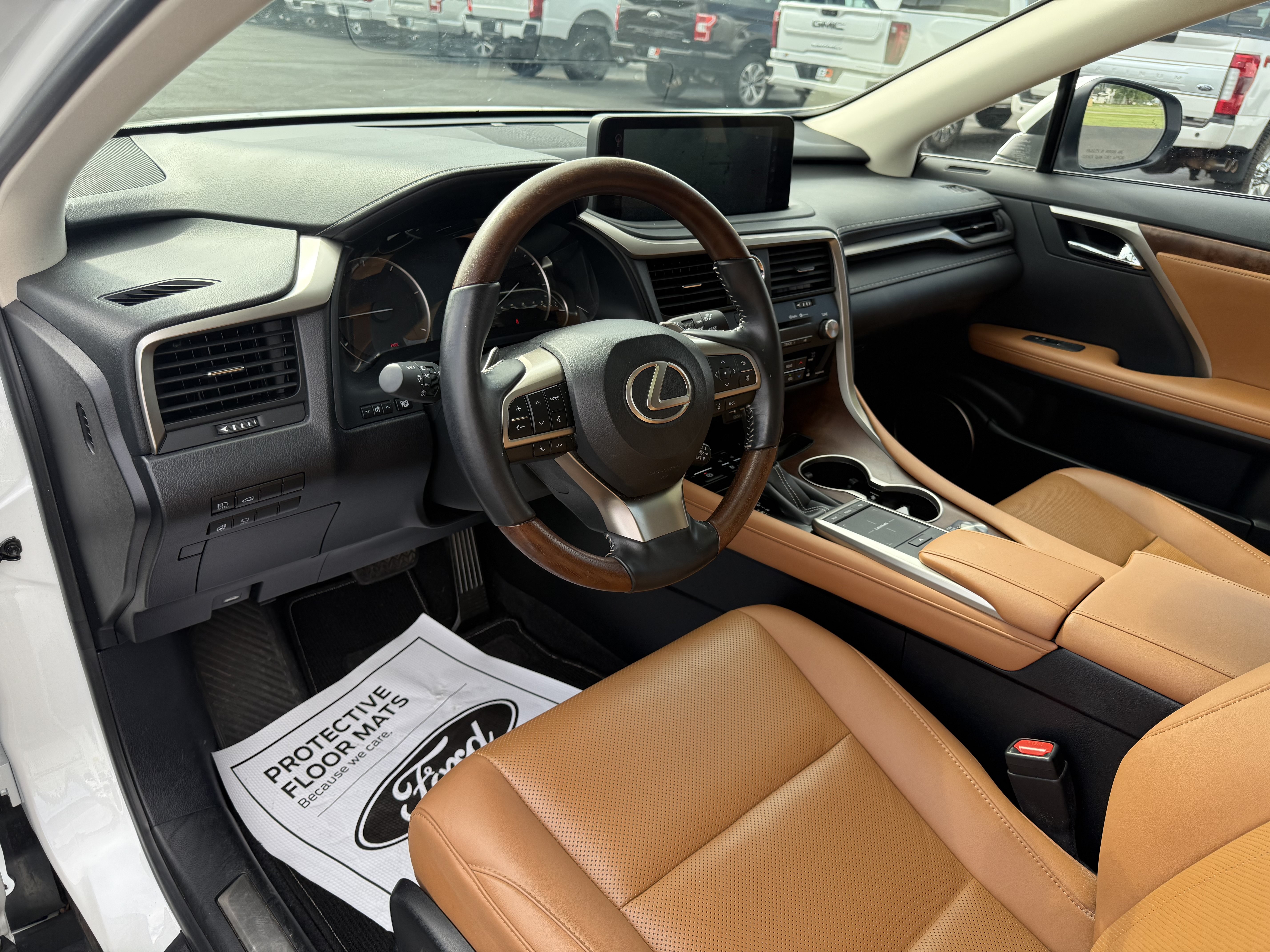 Used 2022 Lexus RX 350L Premium AWD/4WD image 6