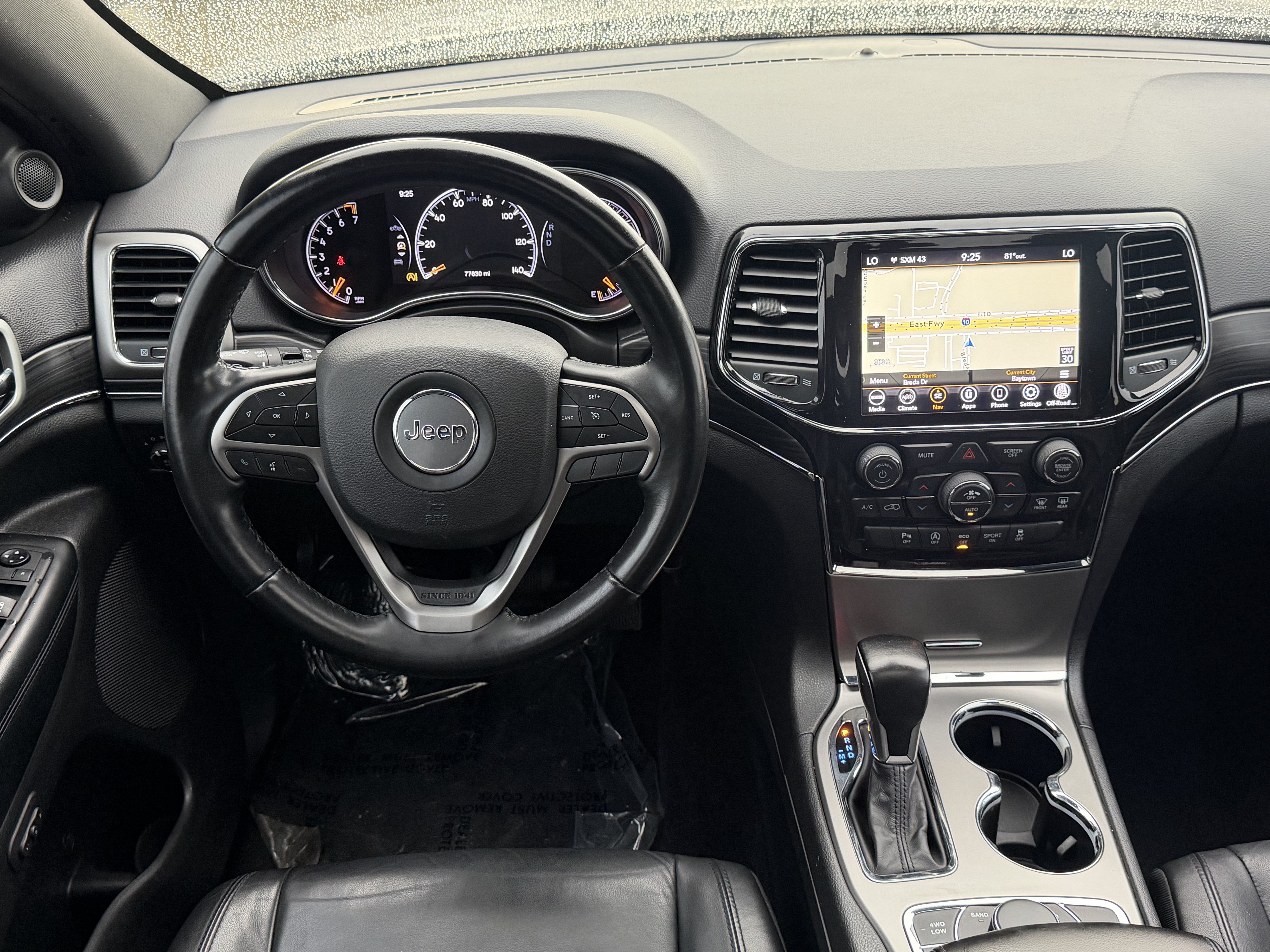 Used 2021 Jeep Grand Cherokee Limited AWD/4WD image 12