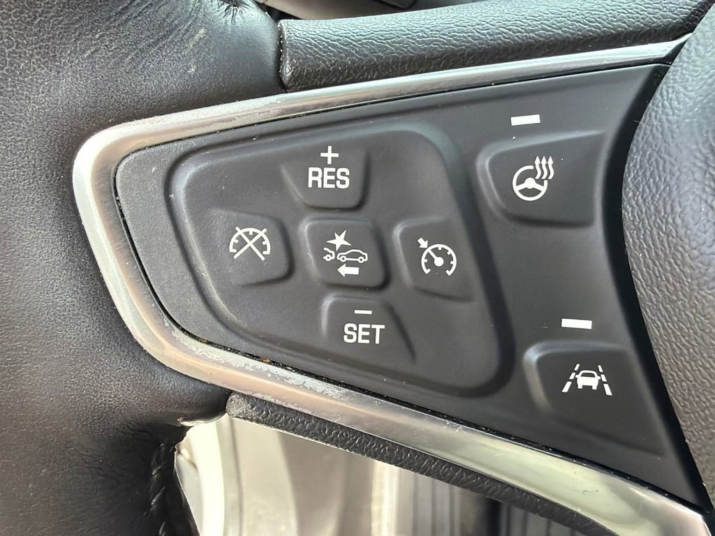 Used 2018 Chevrolet Equinox Premier image 26