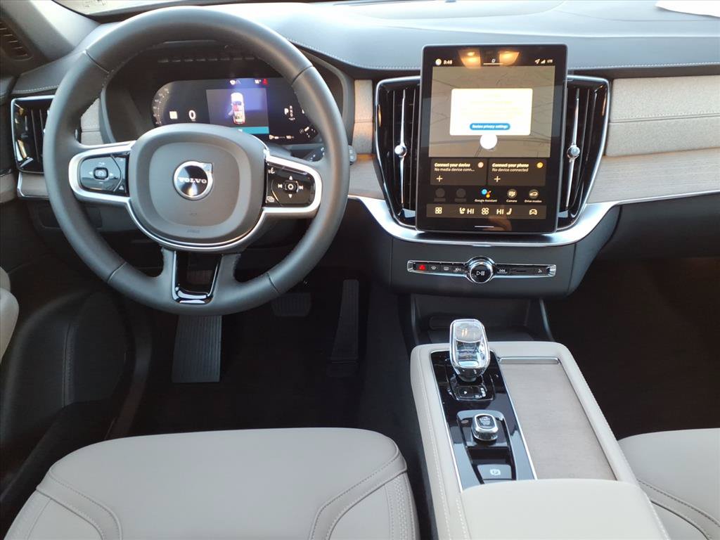 New 2026 Volvo XC90 B5 Plus w/ Protection Package AWD/4WD image 11