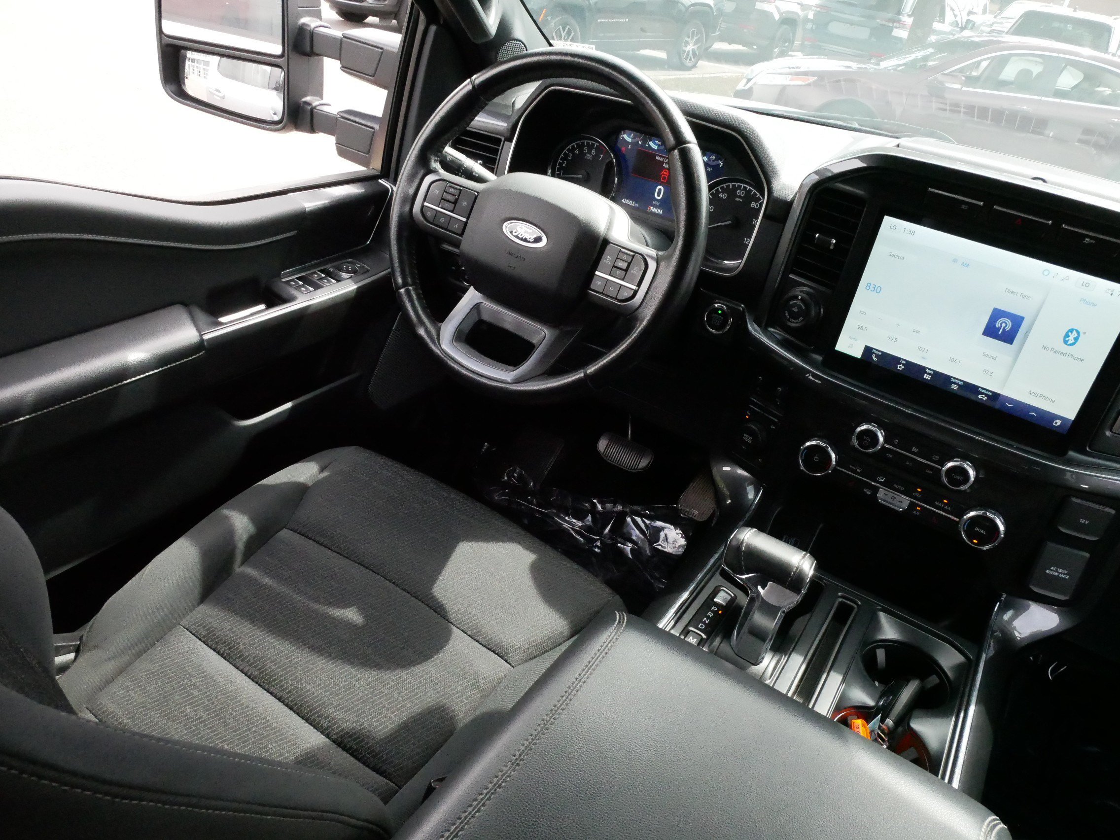 Used 2022 Ford F150 XLT w/ Equipment Group 302A High AWD/4WD image 9