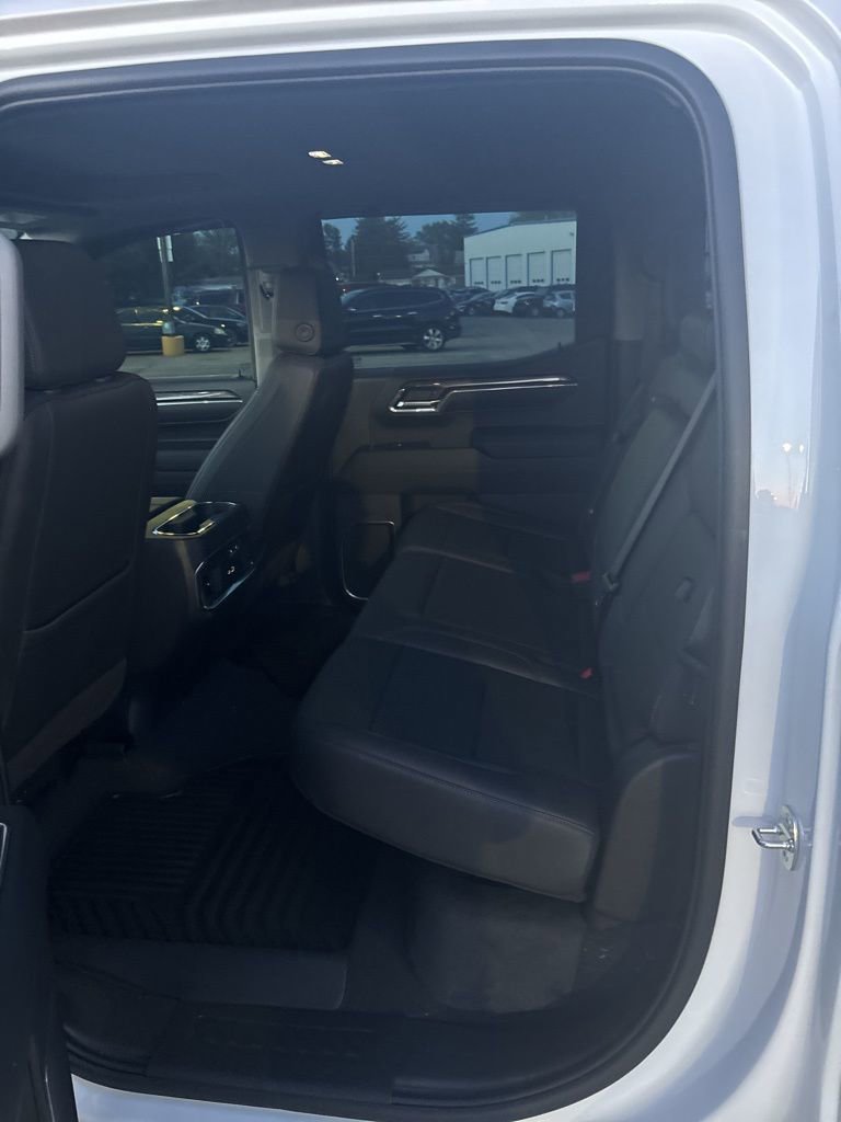 Used 2024 Chevrolet Silverado 1500 LTZ w/ LTZ Premium Package image 9