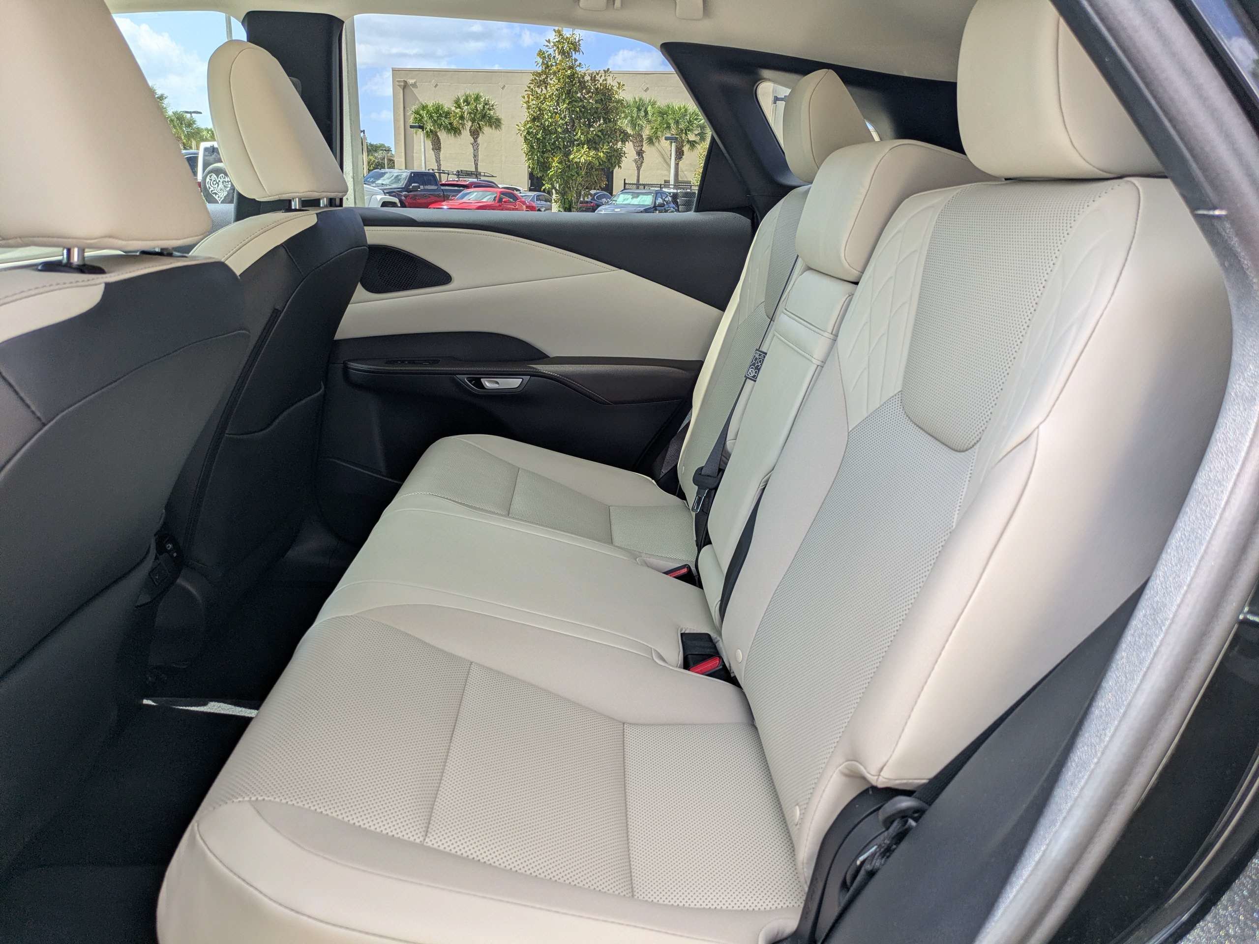 Used 2023 Lexus RX 350 Premium w/ Cold Area Package FWD image 15