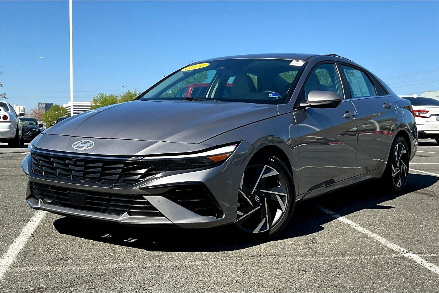 Used 2024 Hyundai Elantra Limited