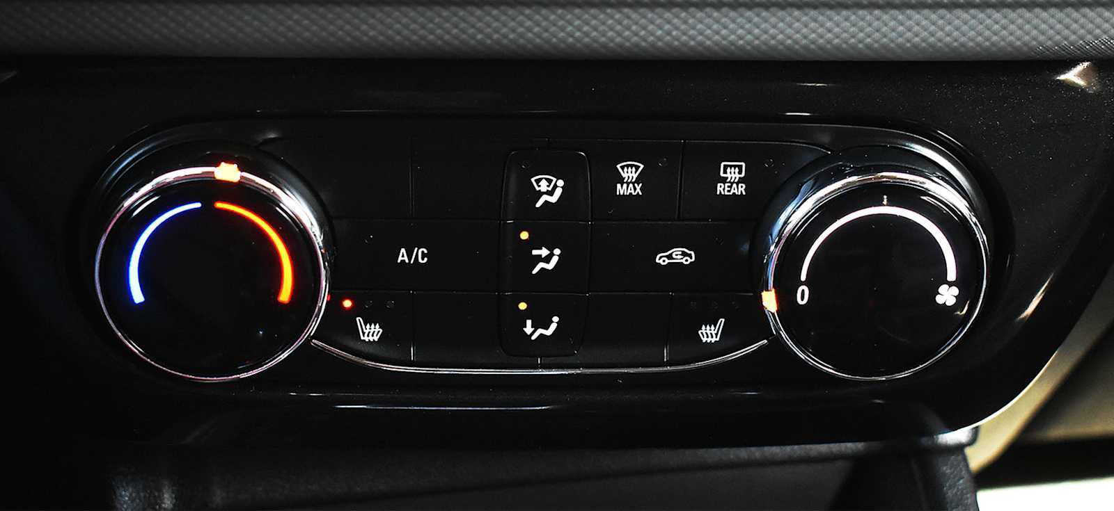 Used 2024 Chevrolet TrailBlazer ACTIV w/ Driver Confidence Package image 18