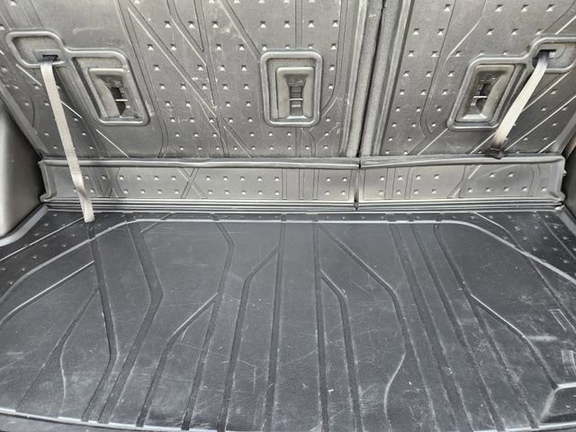 Certified 2023 Chevrolet Traverse Premier w/ LPO, Floor Liner Package image 34