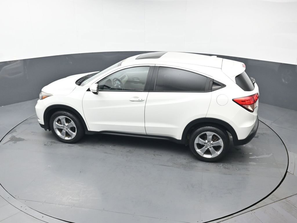 Used 2017 Honda HR-V EX image 33