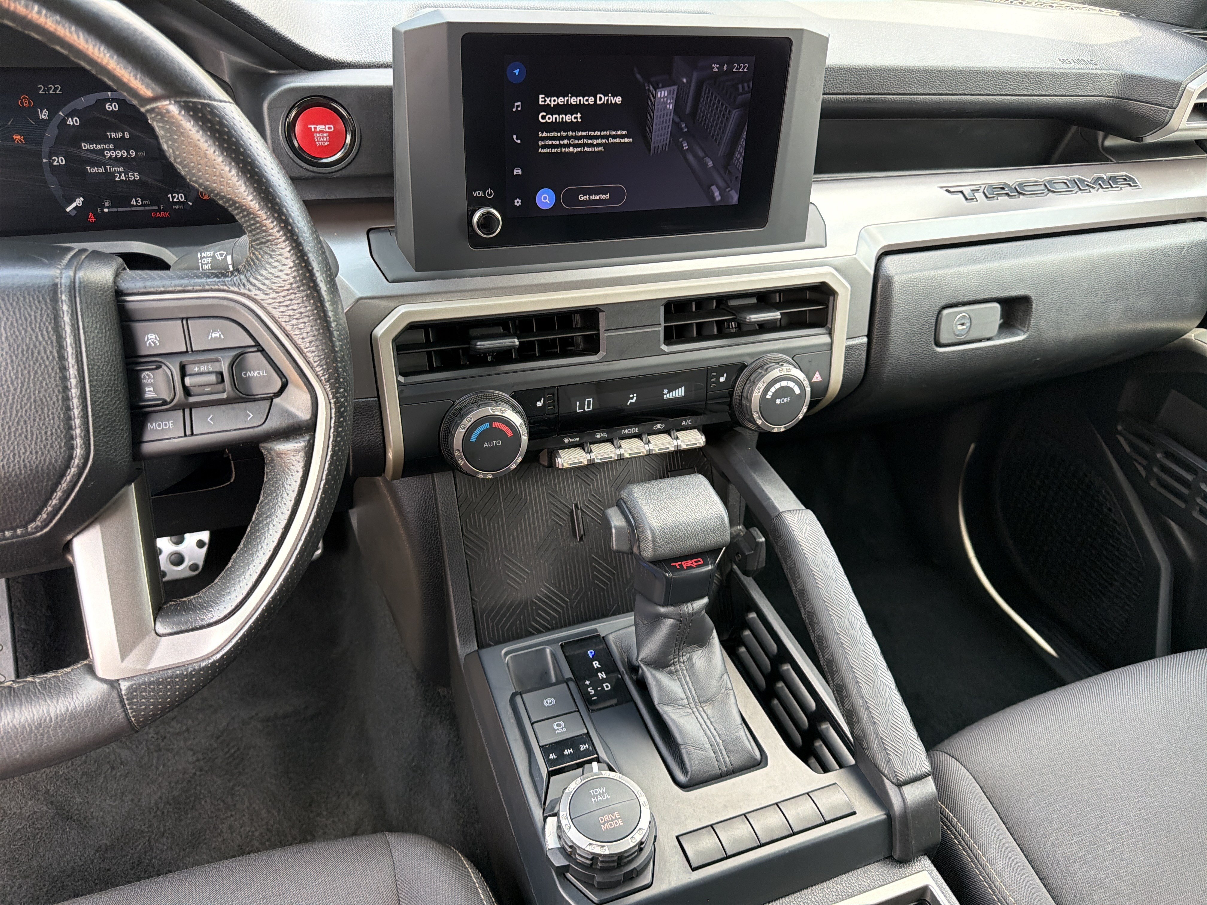 Used 2024 Toyota Tacoma TRD Sport AWD/4WD image 32