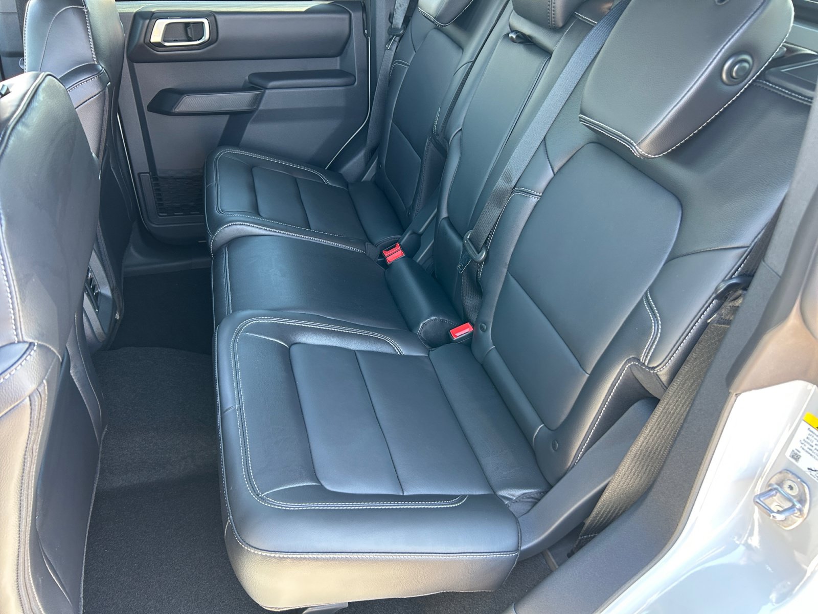 New 2026 Ford Bronco Outer Banks w/ Sasquatch Package AWD/4WD image 17