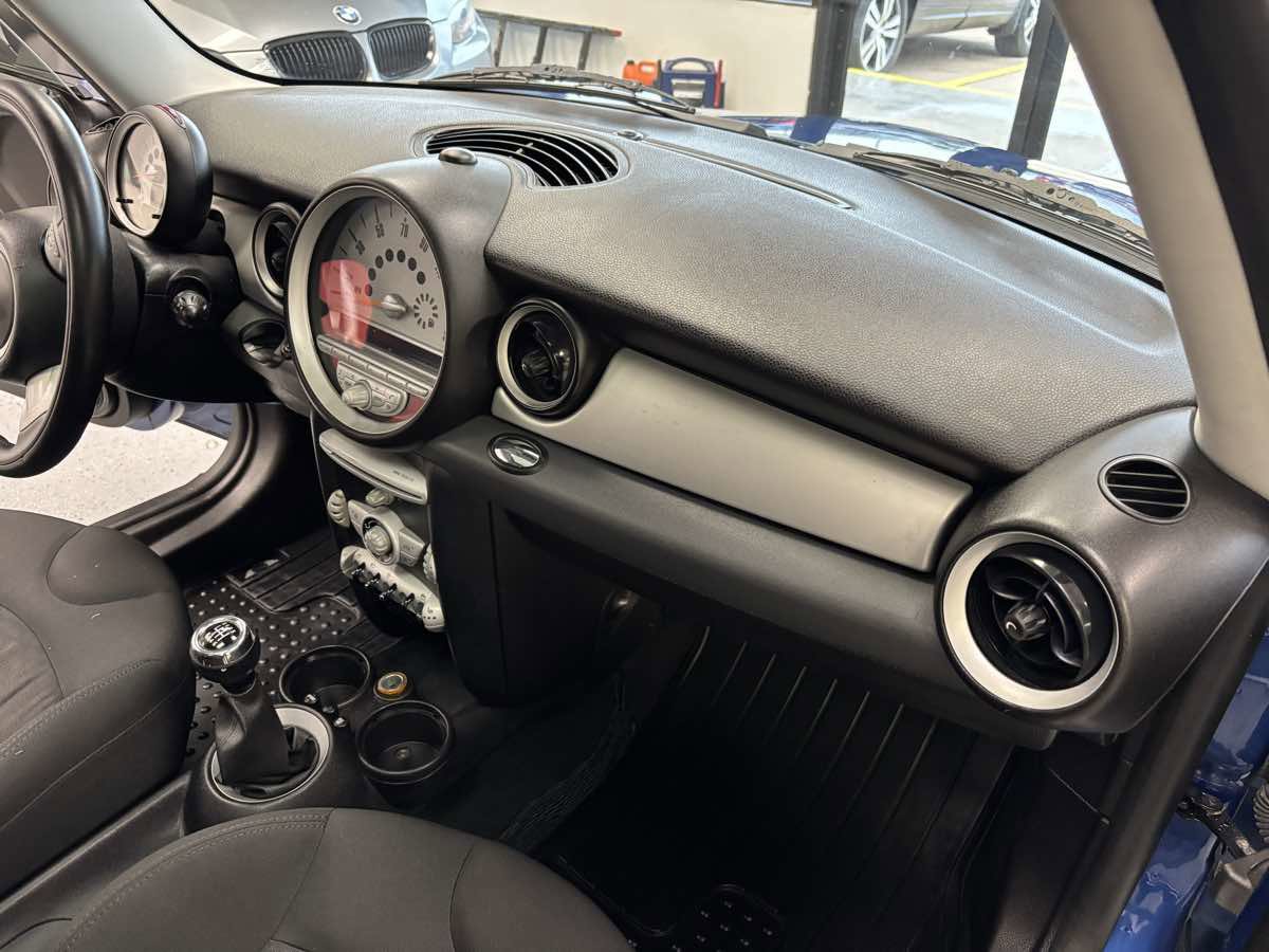 Used 2008 MINI Cooper Hardtop image 15