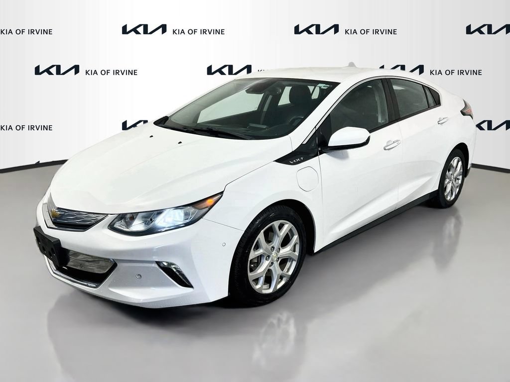 Used 2017 Chevrolet Volt Premier w/ Driver Confidence II Package FWD image 3