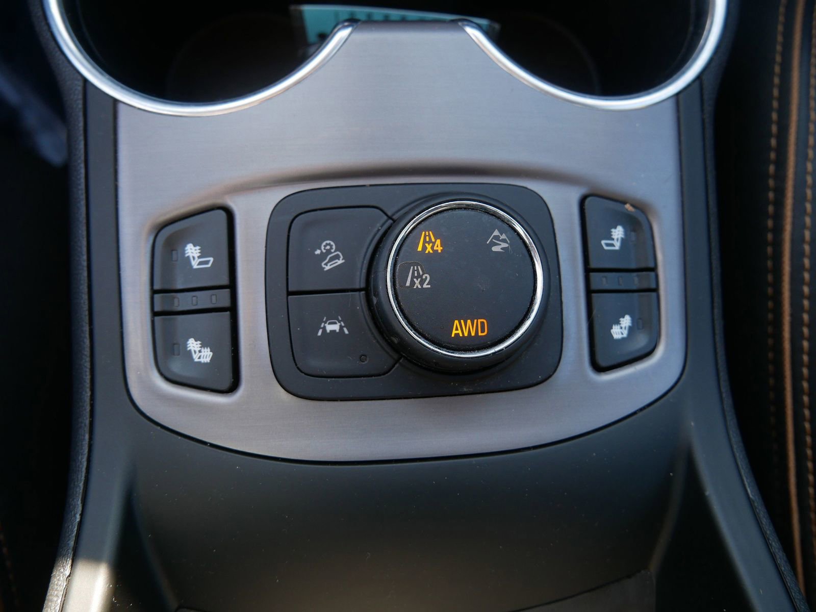 Used 2022 GMC Terrain AT4 w/ Infotainment Package II image 22