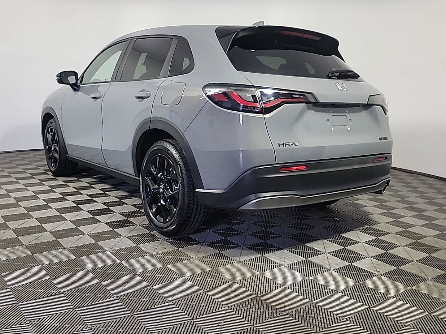 Certified 2025 Honda HR-V Sport image 9