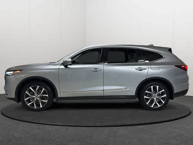 Used 2022 Acura MDX SH-AWD w/ Technology Package image 3