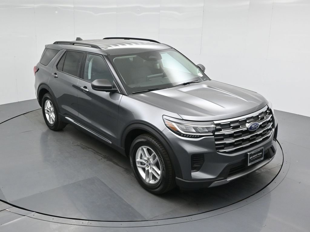 New 2025 Ford Explorer Active image 40