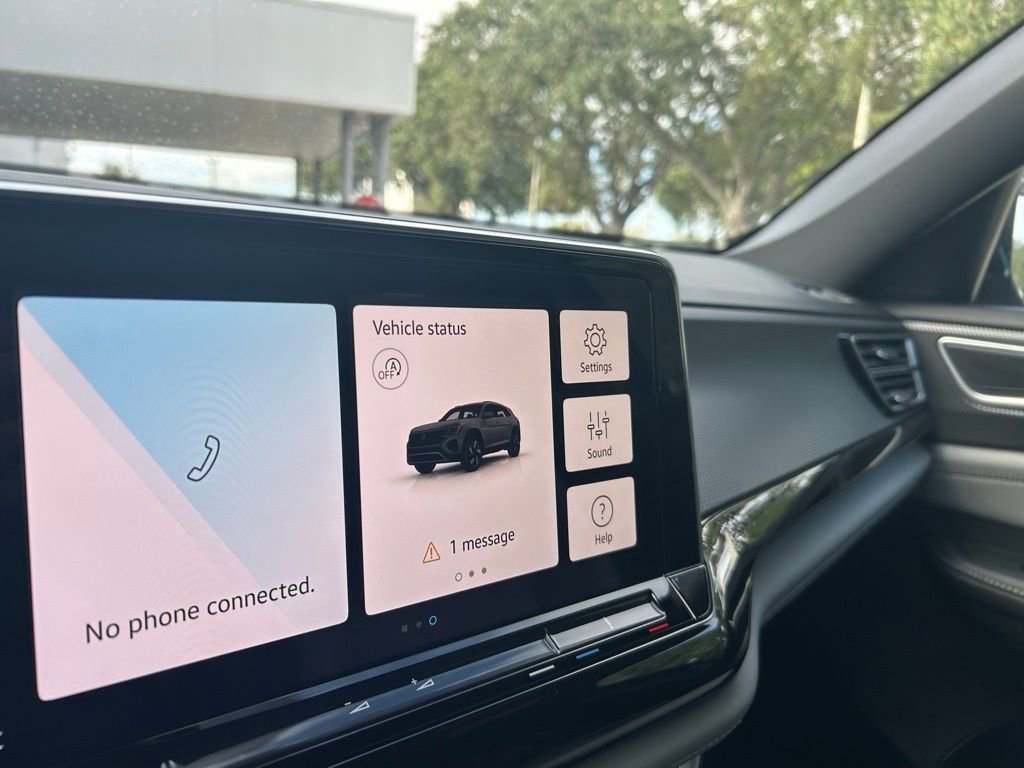 New 2026 Volkswagen Atlas Cross Sport SEL R-Line image 13