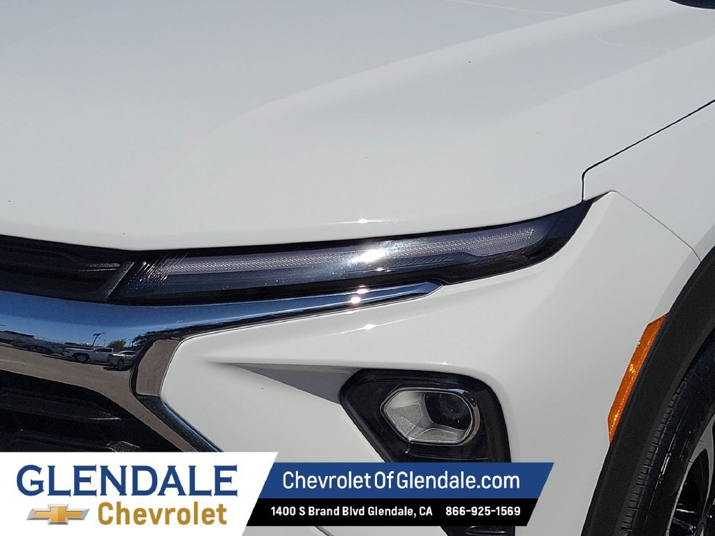 Used 2024 Chevrolet Trax RS w/ Driver Confidence Package FWD image 9