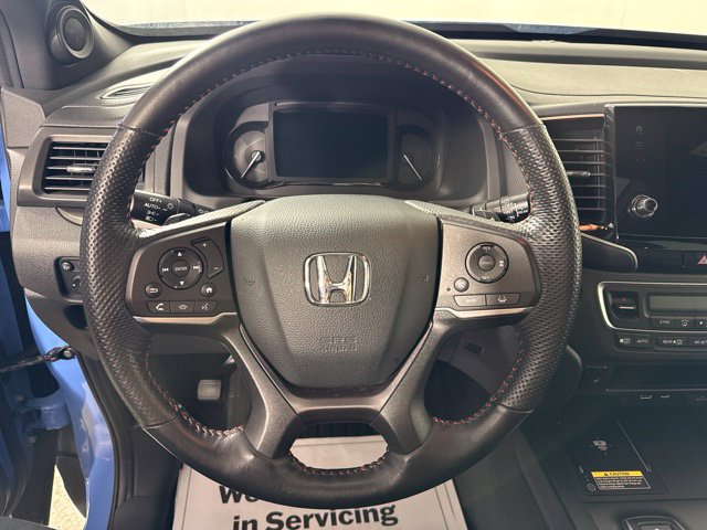 Used 2025 Honda Passport TrailSport image 17