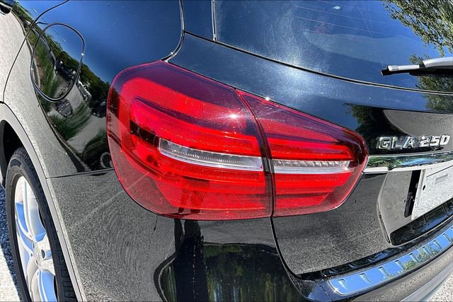 Certified 2020 Mercedes-Benz GLA 250 4MATIC image 15