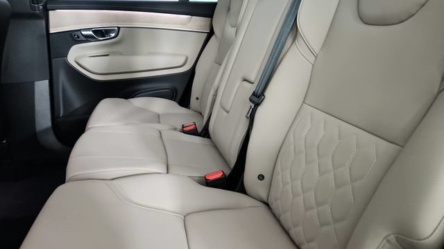 Certified 2026 Volvo XC90 B6 Plus w/ Protection Package Premier AWD/4WD image 29