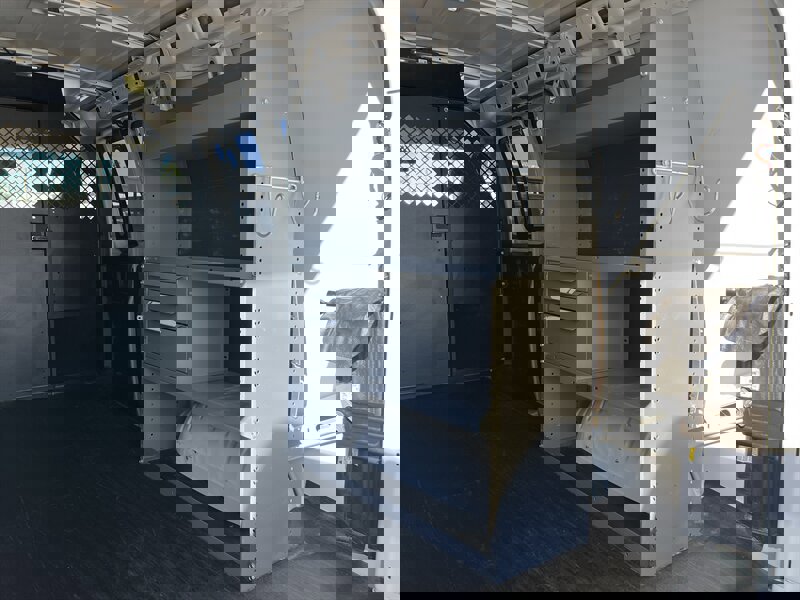 Used 2018 Chevrolet Express 2500 w/ Driver Convenience Package image 10