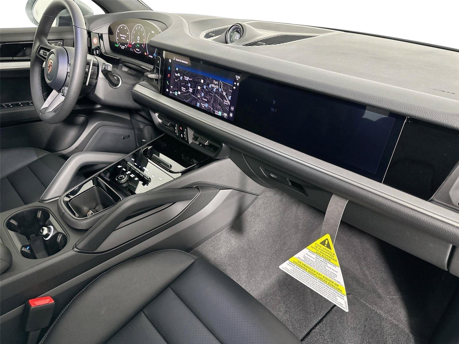 Certified 2026 Porsche Cayenne Coupe AWD/4WD image 29