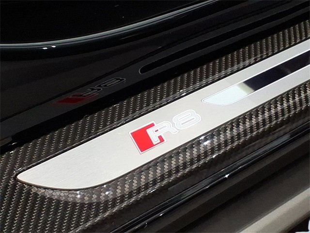 Used 2020 Audi R8 V10 performance image 13