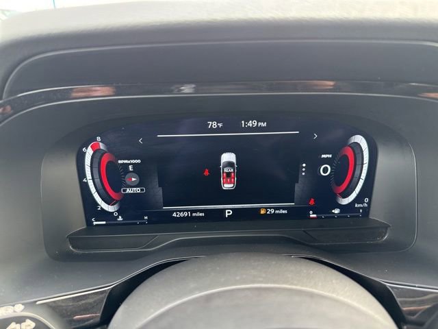 Used 2024 Nissan Pathfinder Platinum image 29