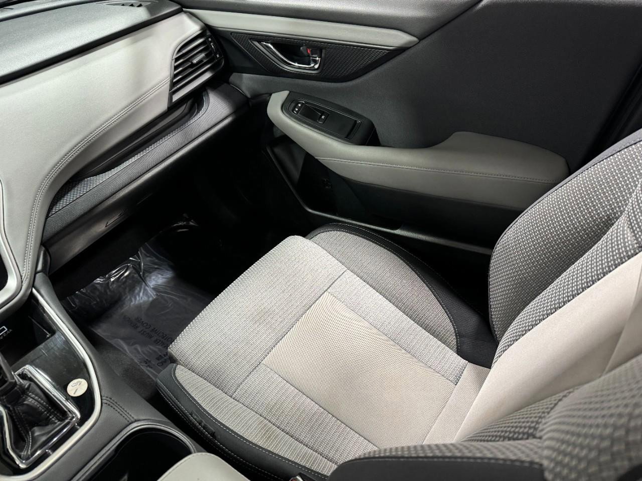 Used 2024 Subaru Outback Premium image 16