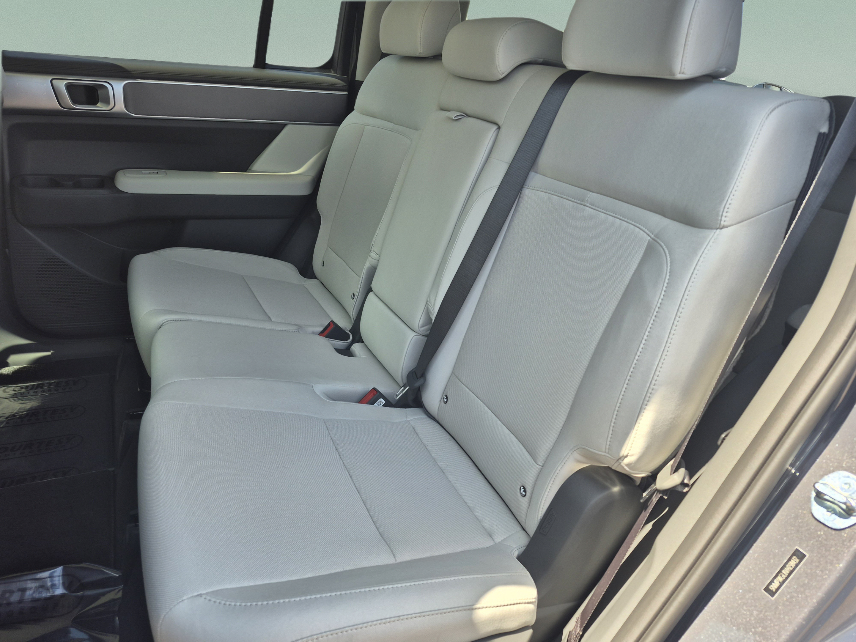 New 2027 Hyundai Santa Fe SE FWD image 19