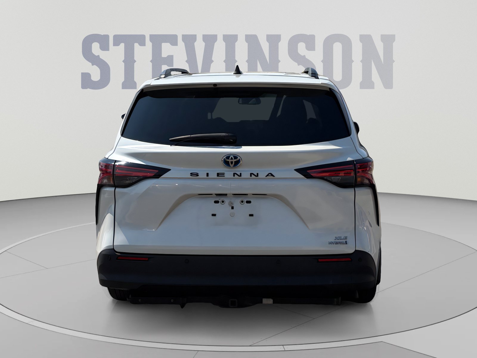 Used 2022 Toyota Sienna XLE FWD image 4
