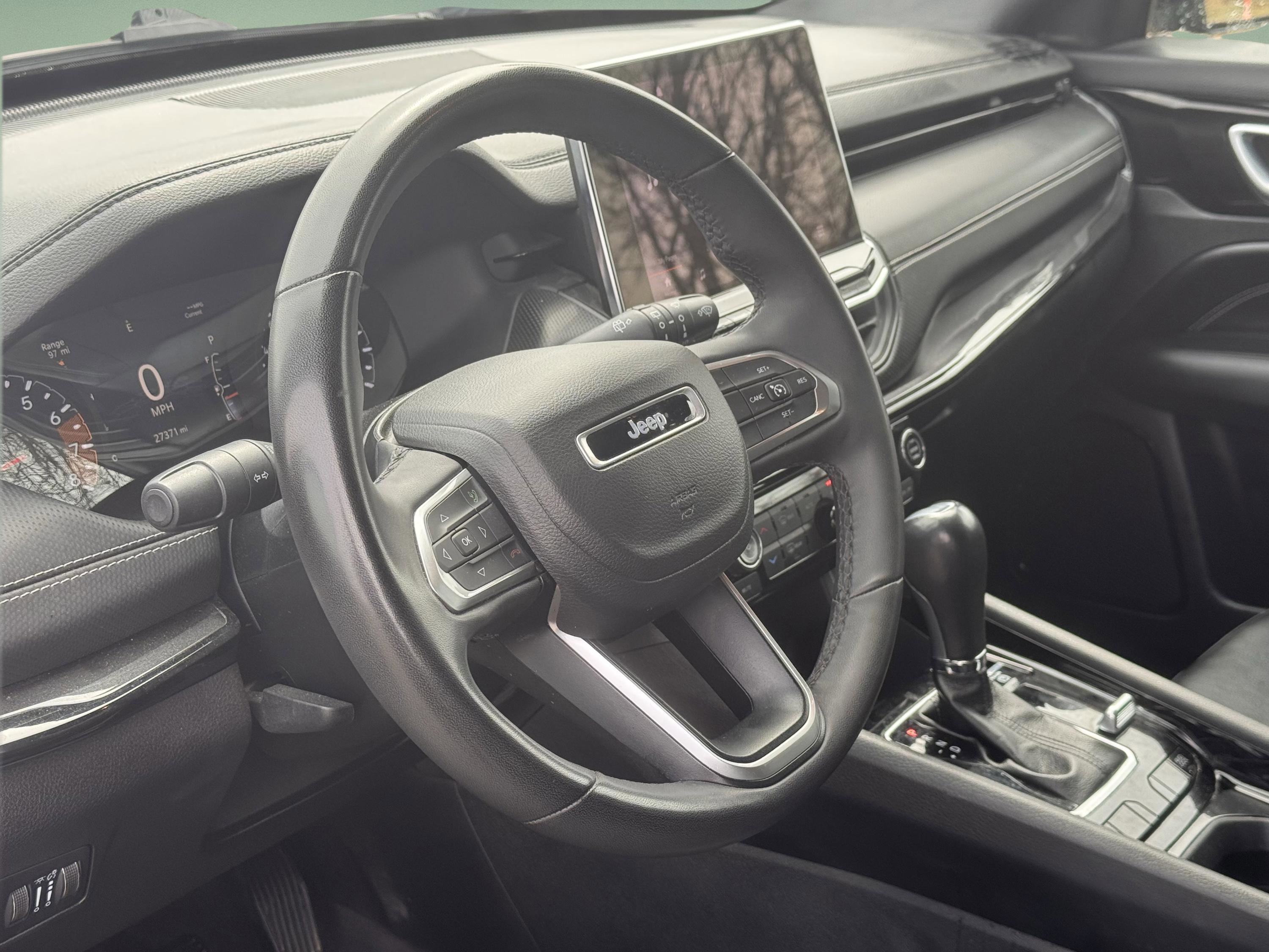 Used 2023 Jeep Compass Altitude w/ Convenience Group image 15