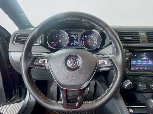 Used 2016 Volkswagen Jetta Sport FWD image 13