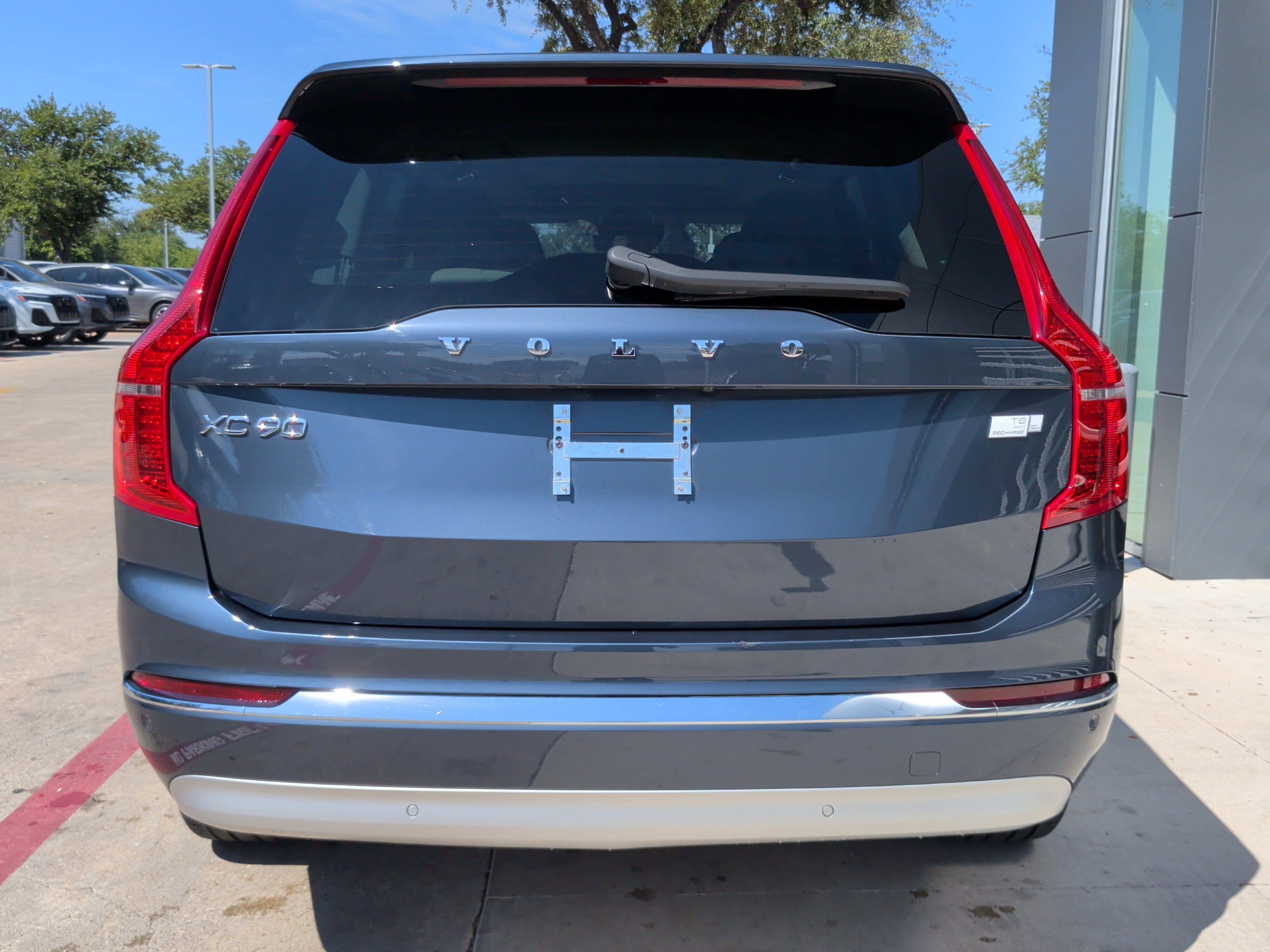 Used 2022 Volvo XC90 T8 Inscription Expression AWD/4WD image 8
