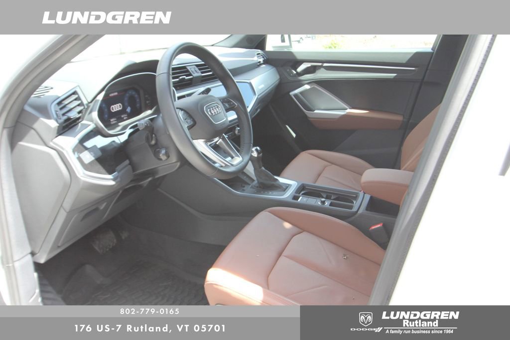 Used 2023 Audi Q3 2.0T Premium Plus w/ Premium Plus Package AWD/4WD image 18