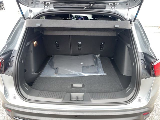 New 2026 Chevrolet Trax RS image 12