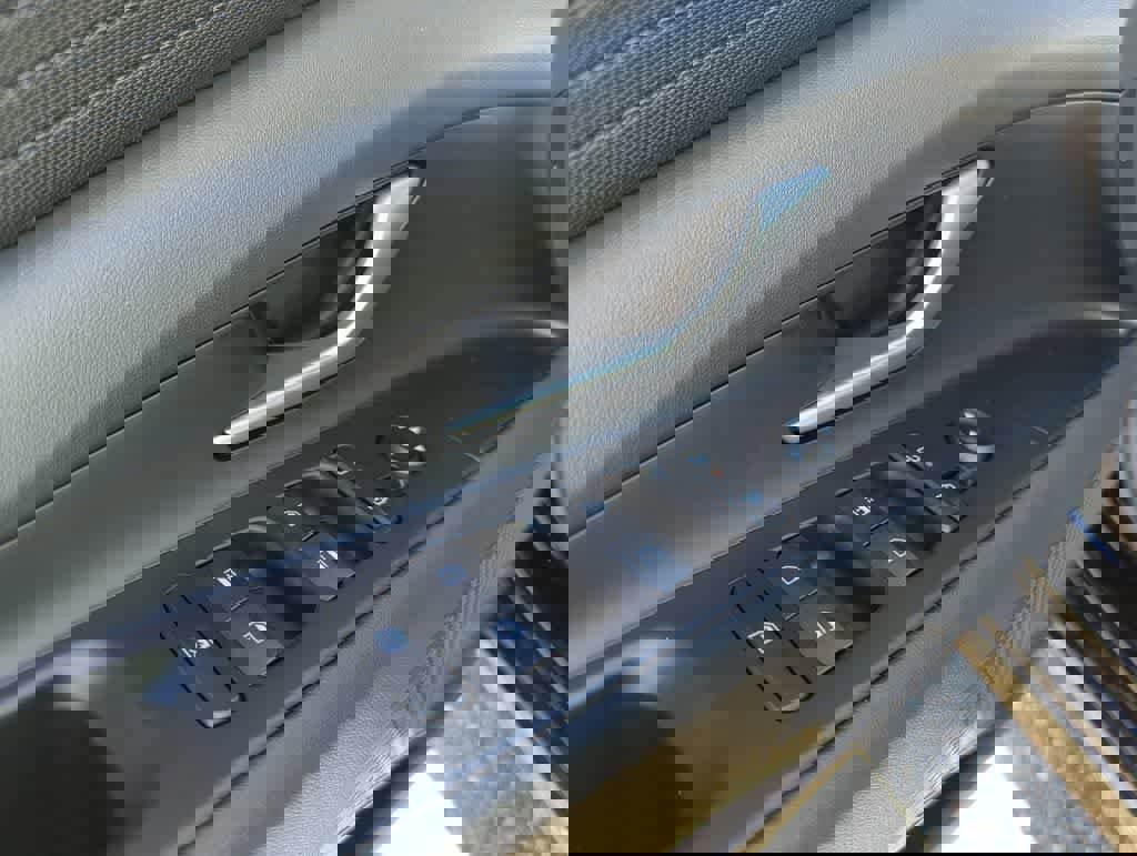 New 2026 Hyundai Elantra SE image 17