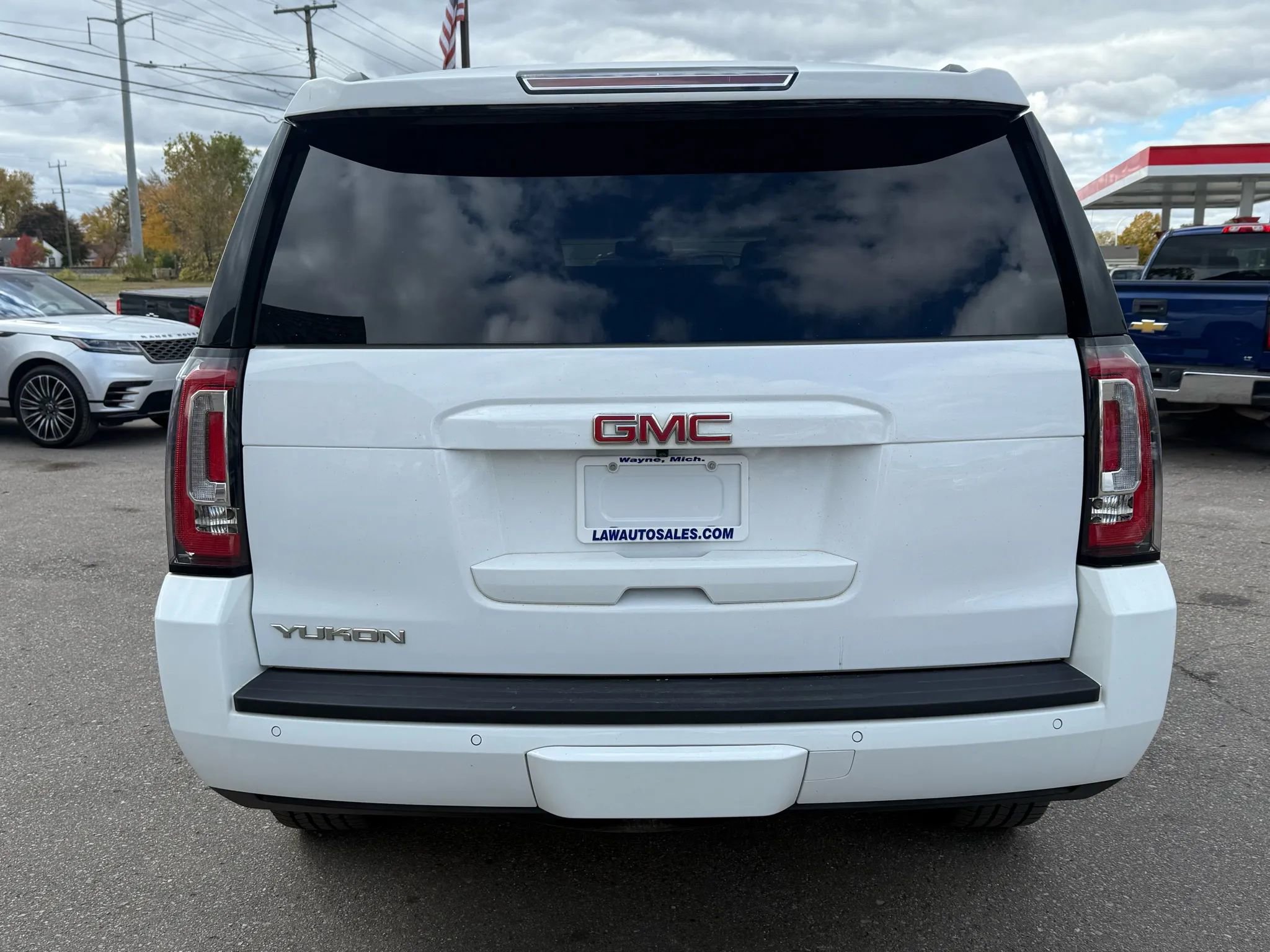Used 2019 GMC Yukon SLE w/ SLE Value Package image 6