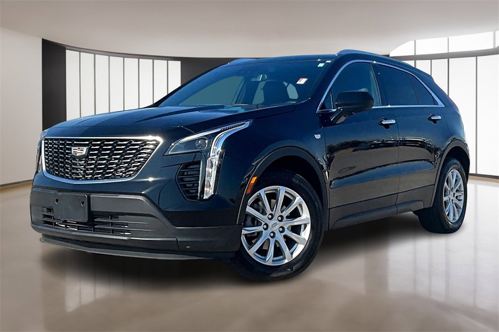 Used 2023 Cadillac XT4 Luxury w/ Cold Weather Package