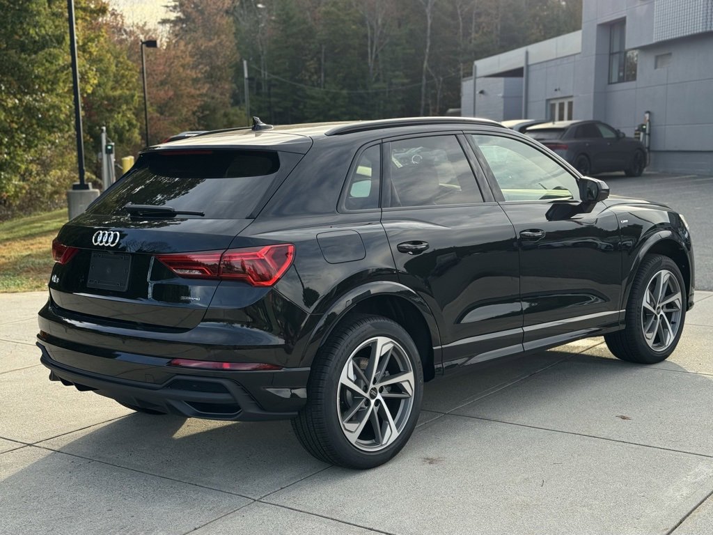 New 2025 Audi Q3 2.0T Premium image 8