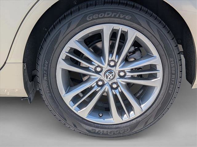 Used 2016 Toyota Camry SE FWD image 22