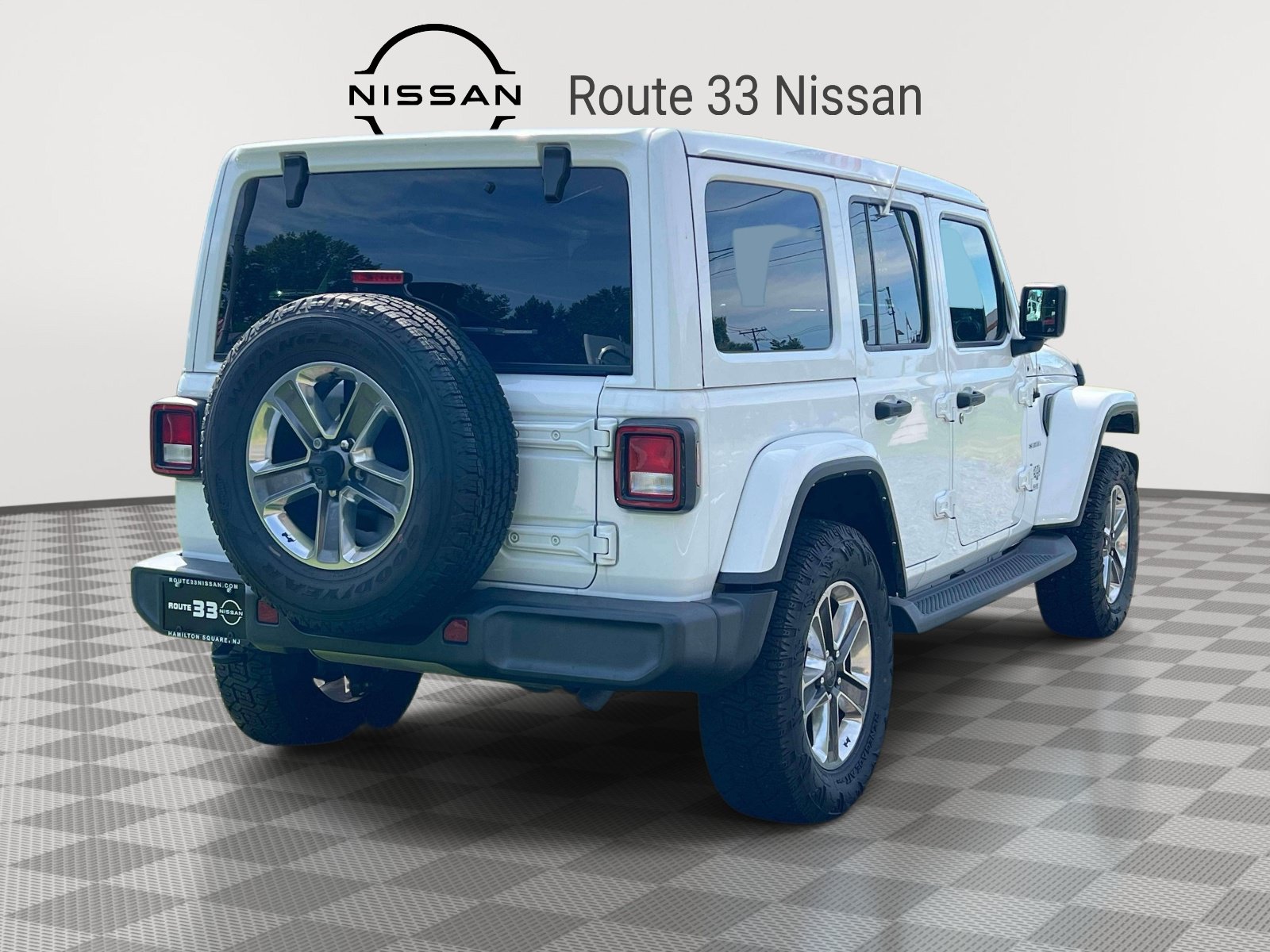 Used 2022 Jeep Wrangler Unlimited Sahara w/ Cold Weather Group AWD/4WD image 4