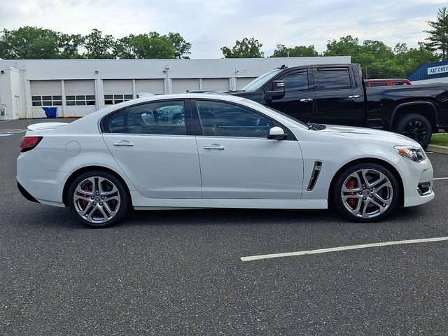 Used 2017 Chevrolet SS RWD image 7
