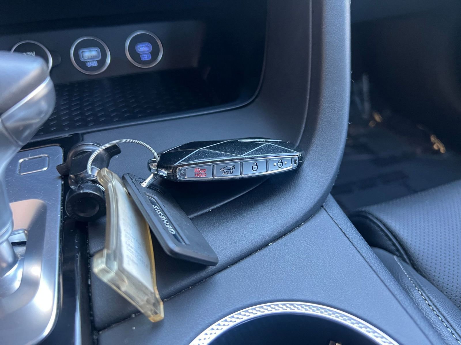 Used 2025 Genesis G70 2.5T image 22
