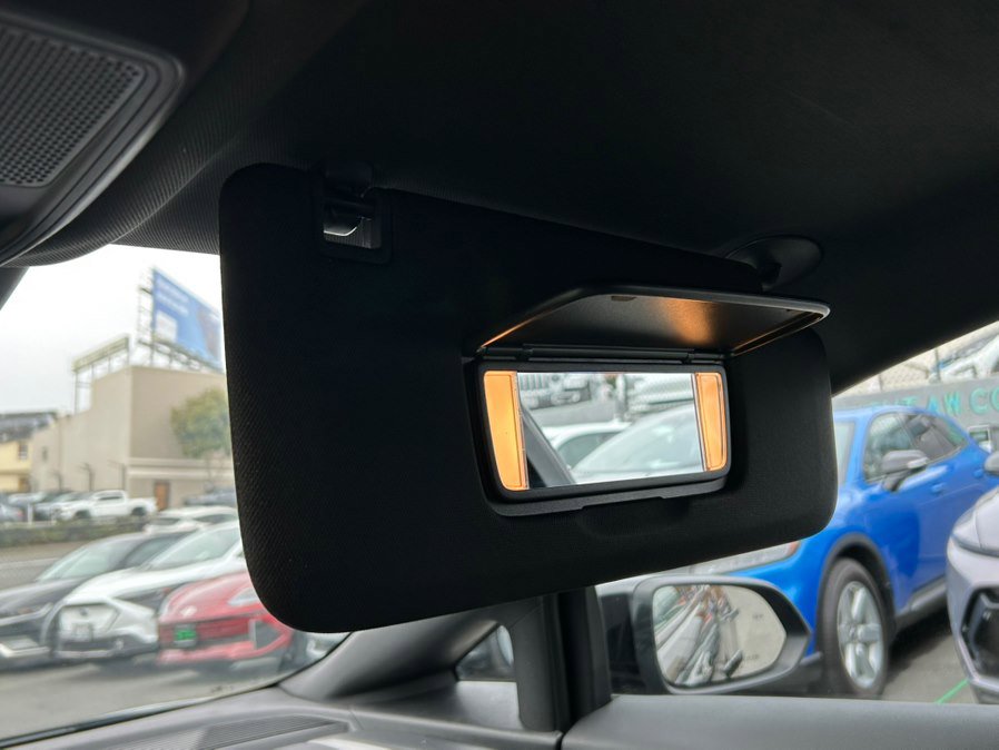 Used 2024 Chevrolet Equinox EV RS image 39