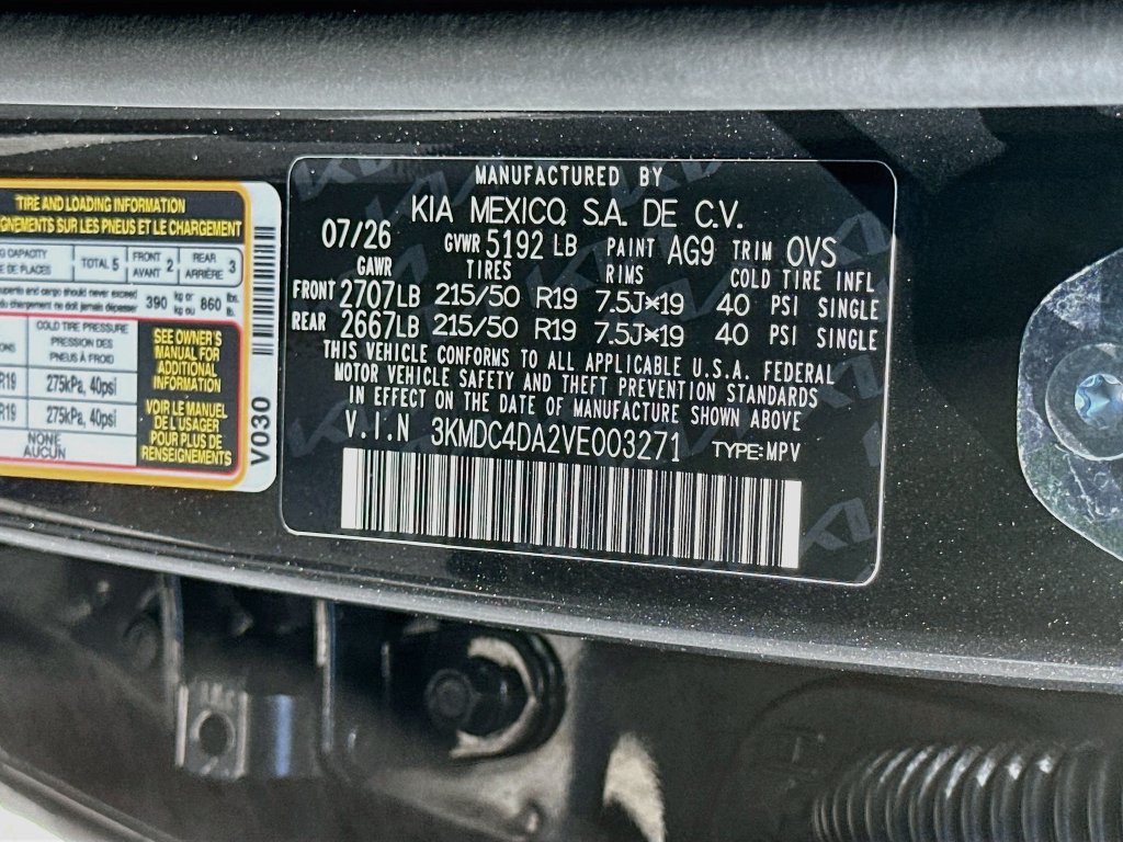 New 2027 Kia EV3 Land FWD image 32